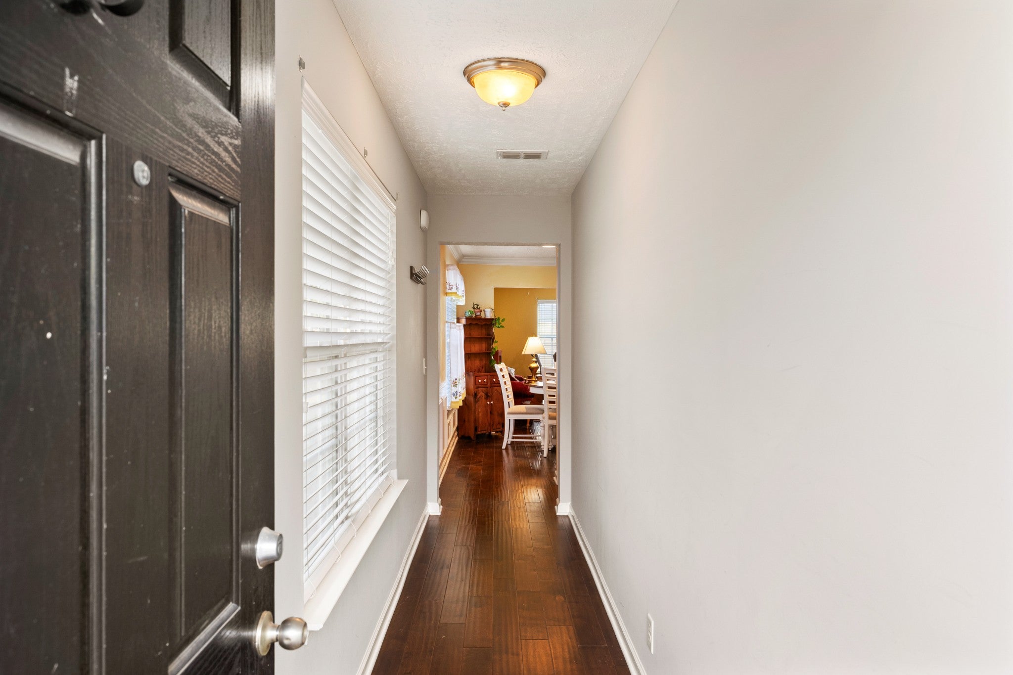 4316 Aurora Cir