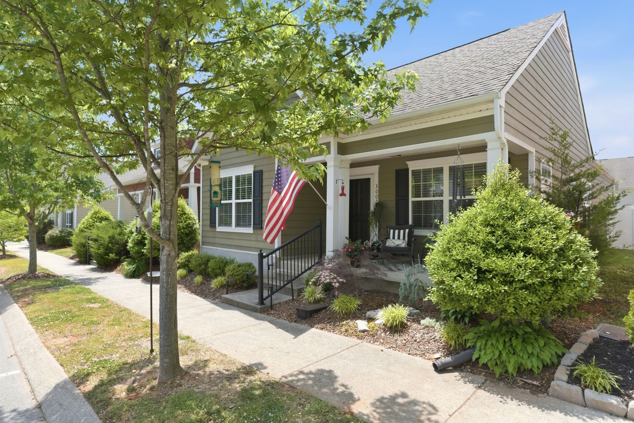 3005 Bienville Dr