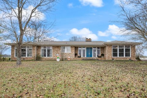 1015 Anderton Rd Bell Buckle TN 37020