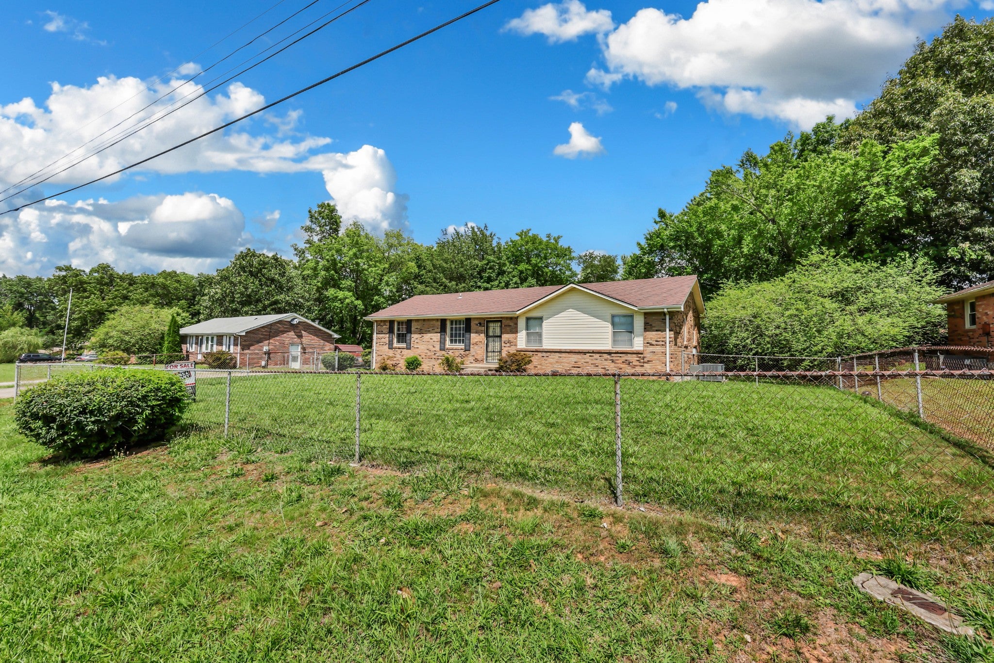 2706 Dove Ct