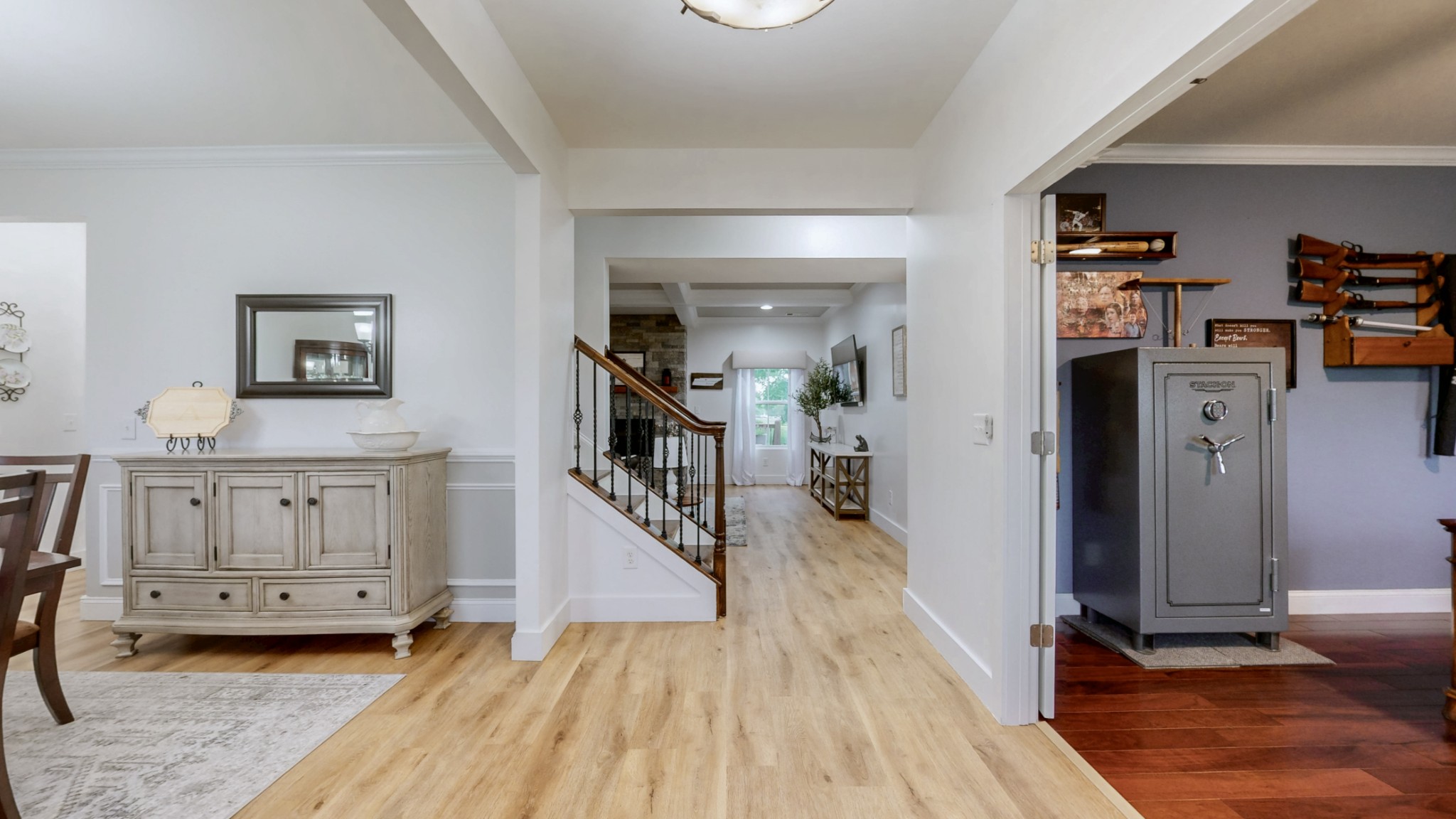 420 Fannis Cir