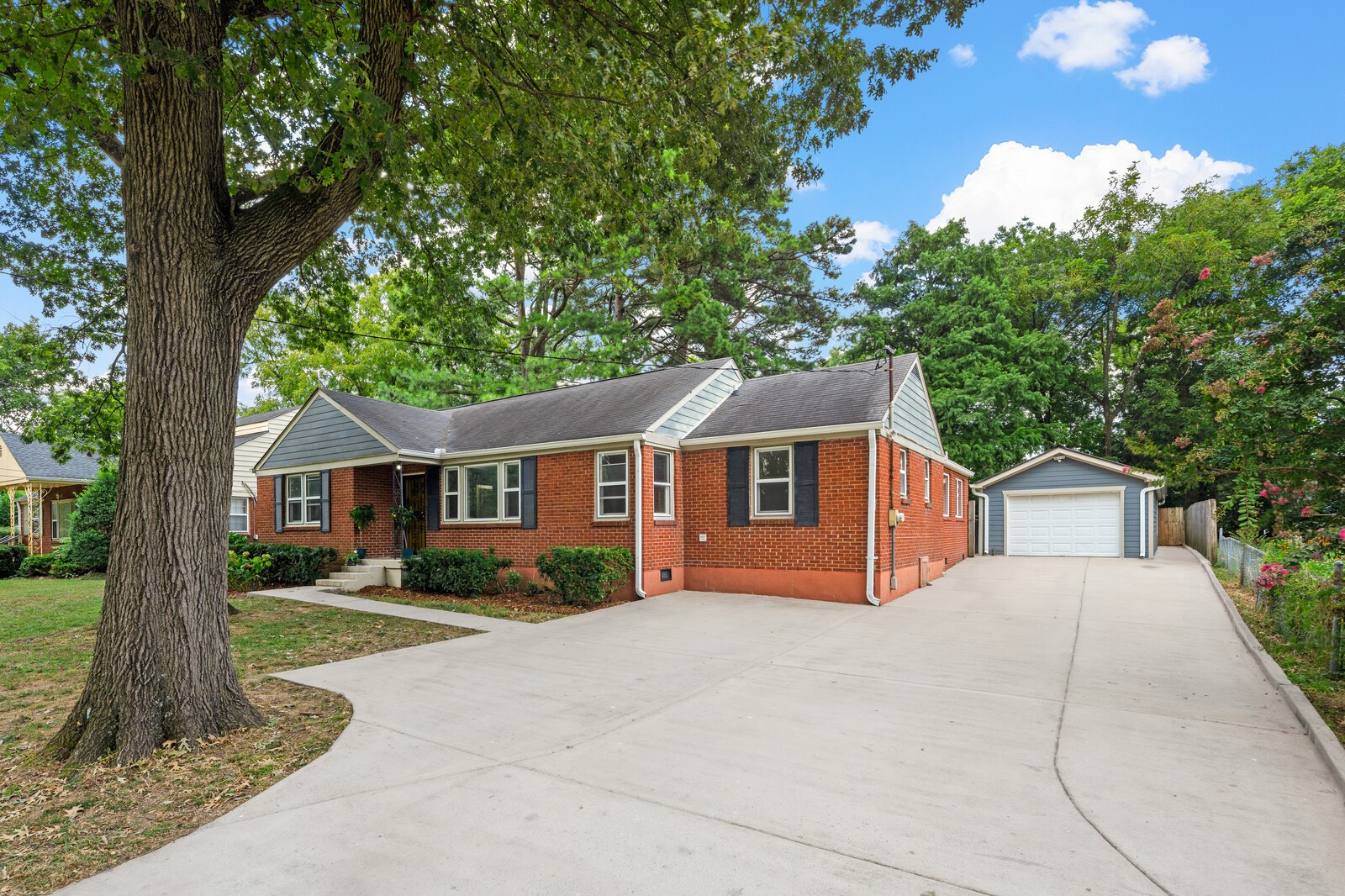 251 Fairway Dr