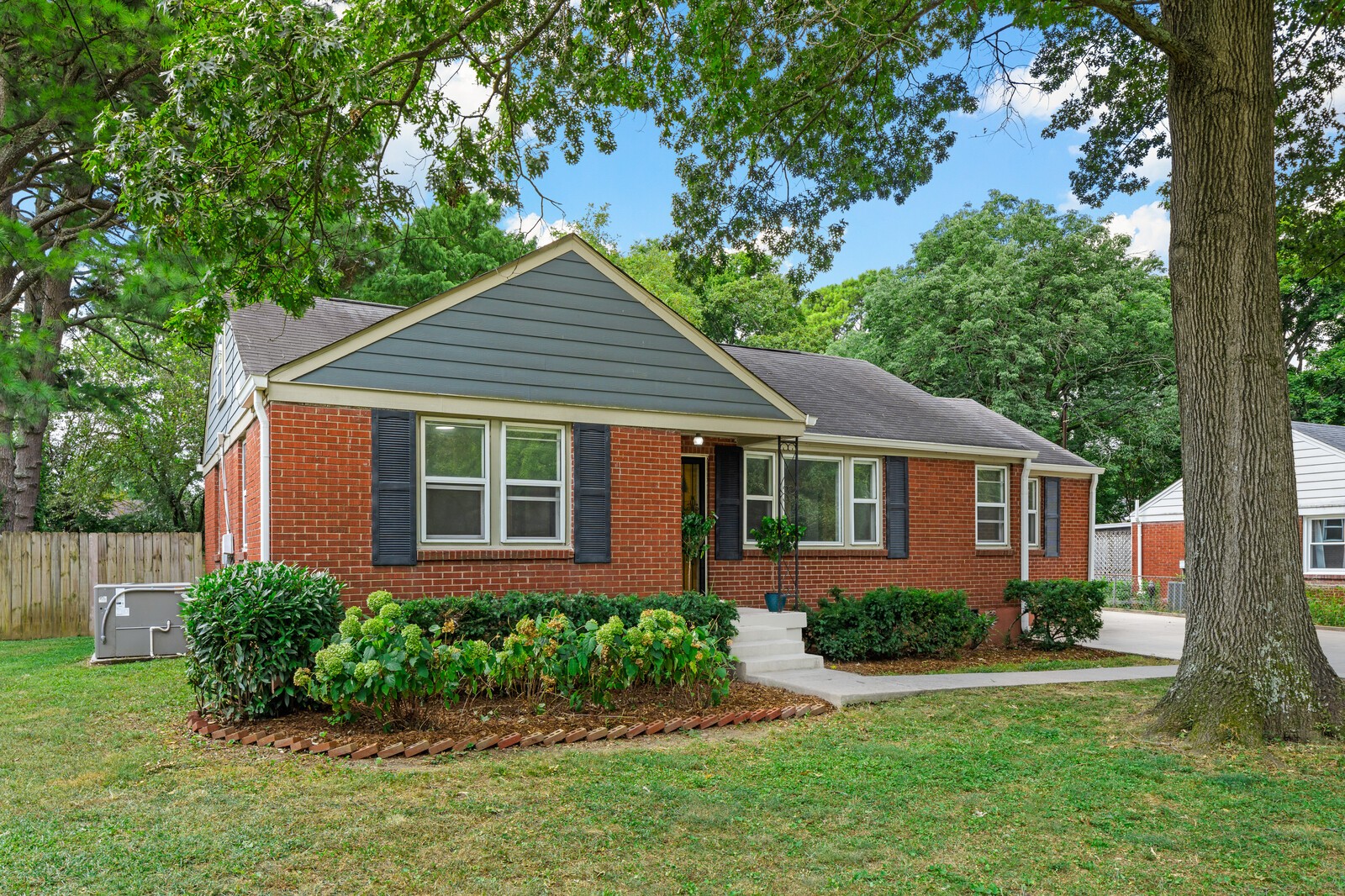 251 Fairway Dr