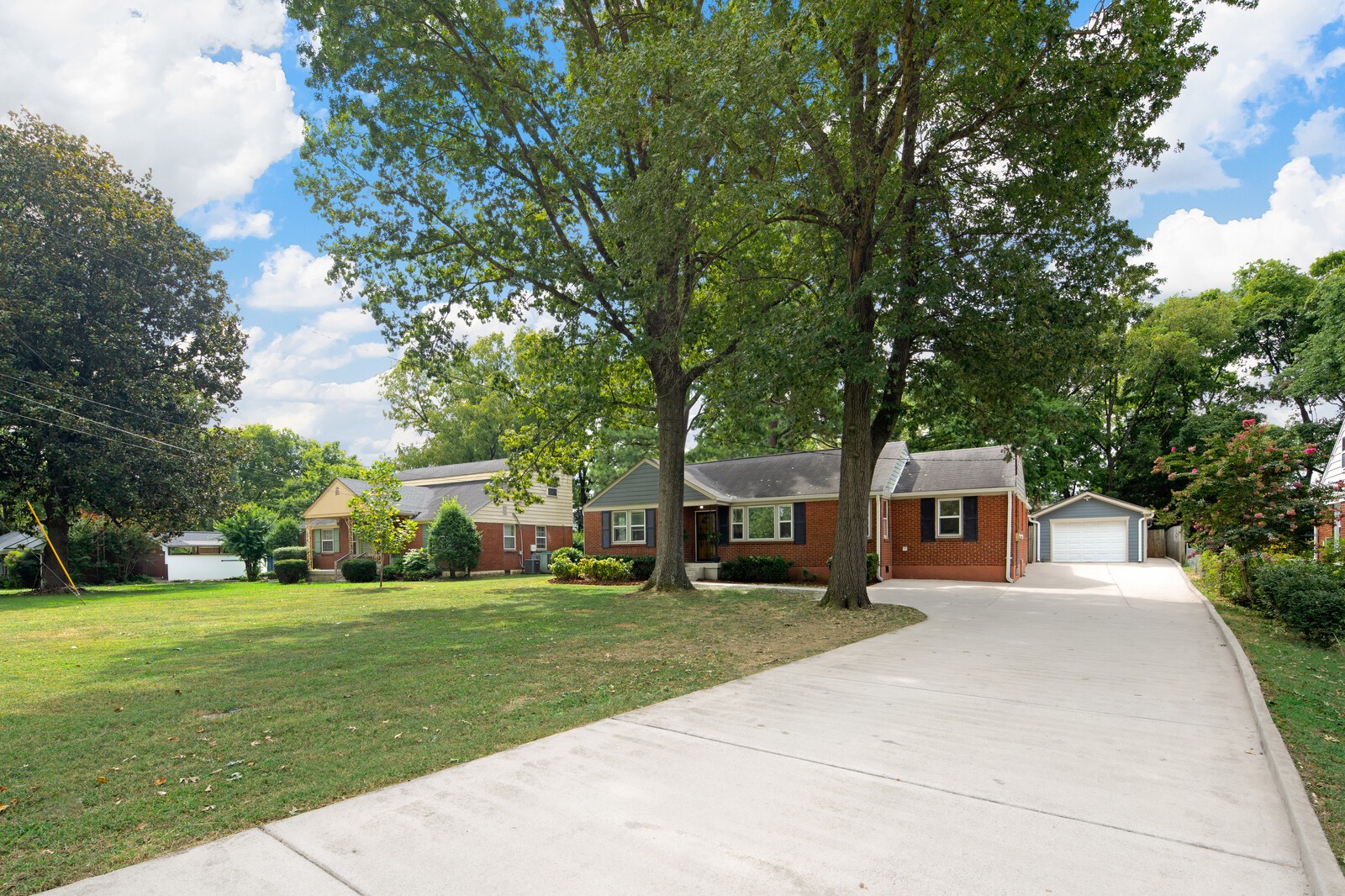 251 Fairway Dr