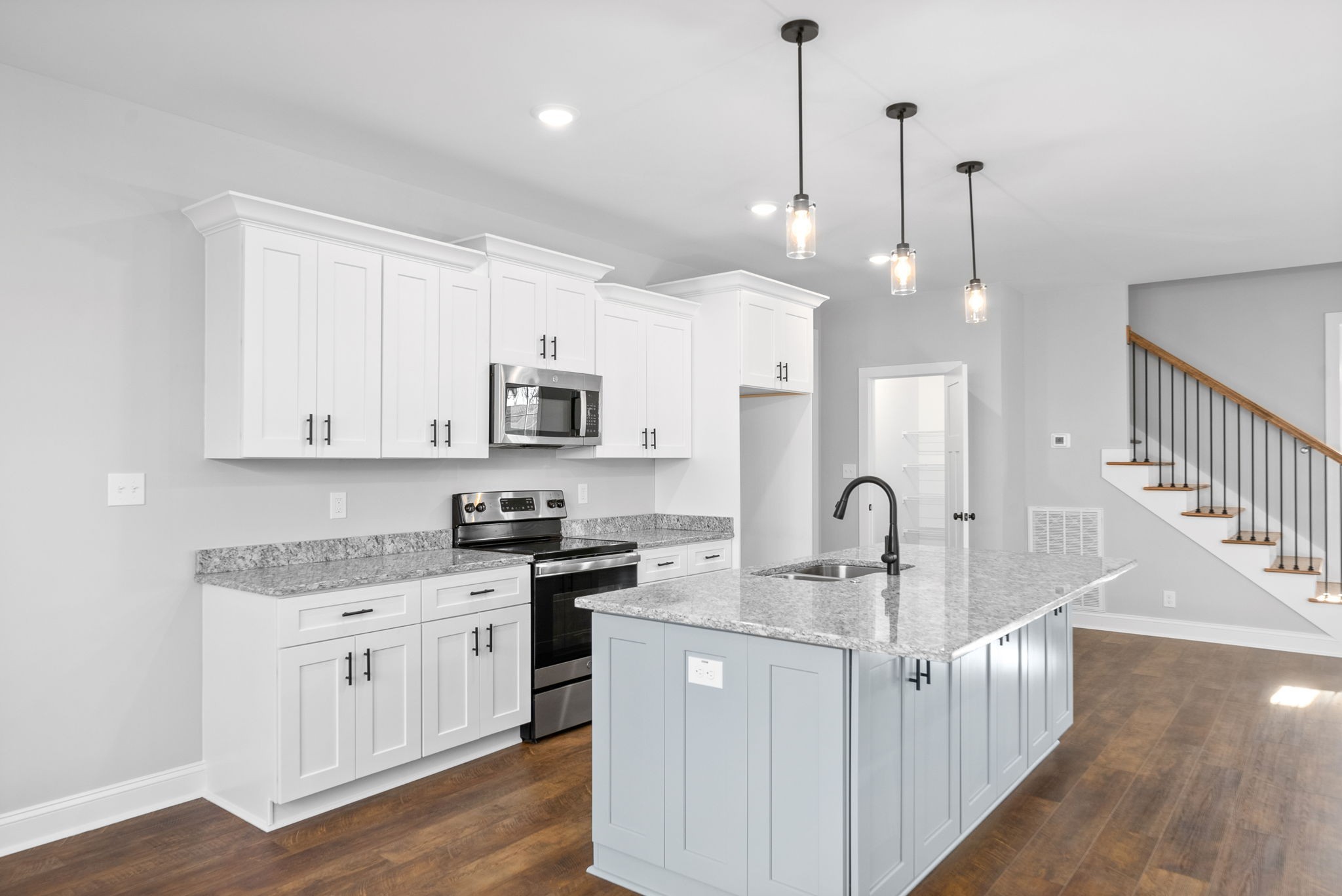 Photo 9 of 28 of 228 Birnam Wood Trce house