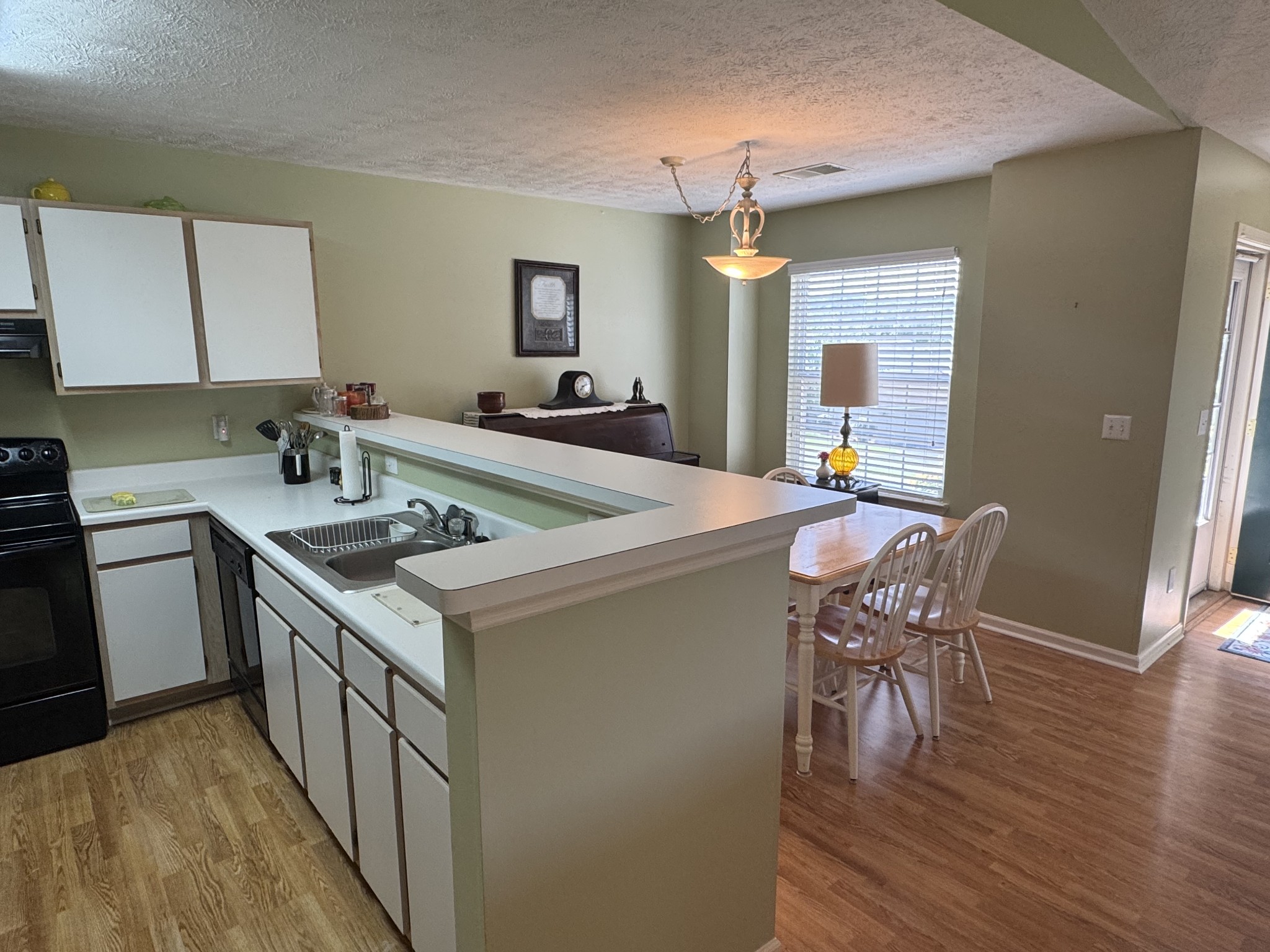 325 Bonita Pkwy