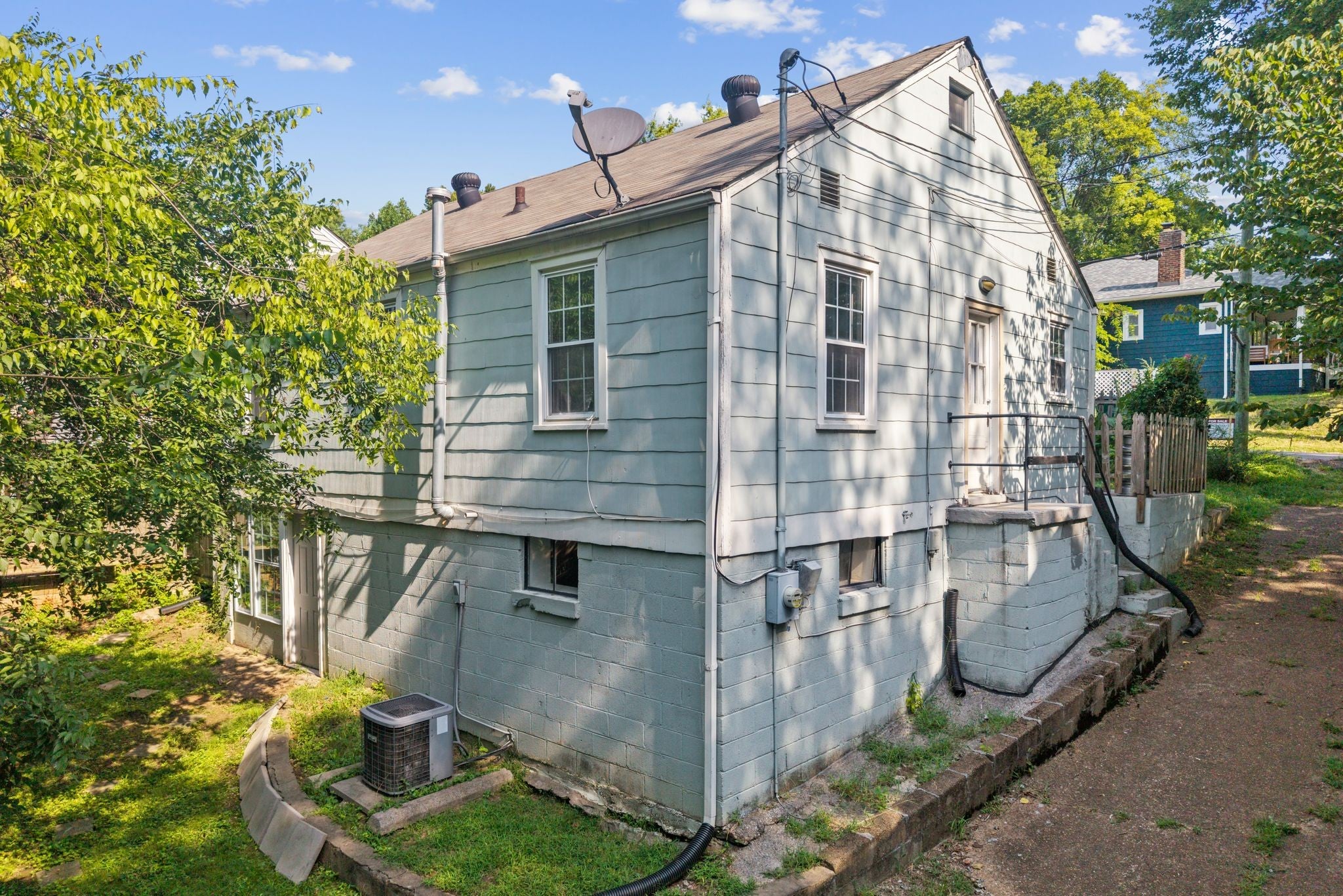 1722 Ordway Pl