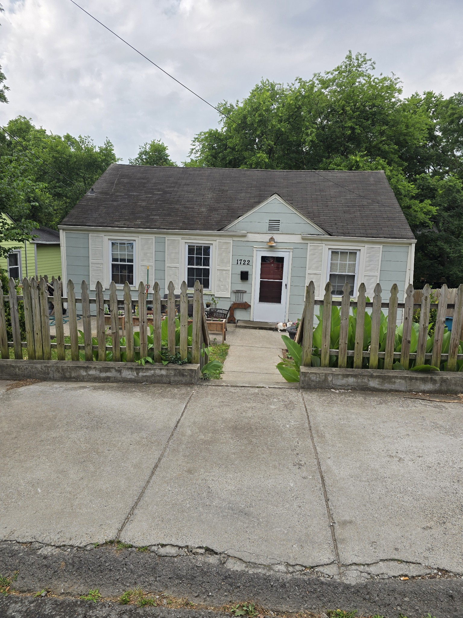 1722 Ordway Pl