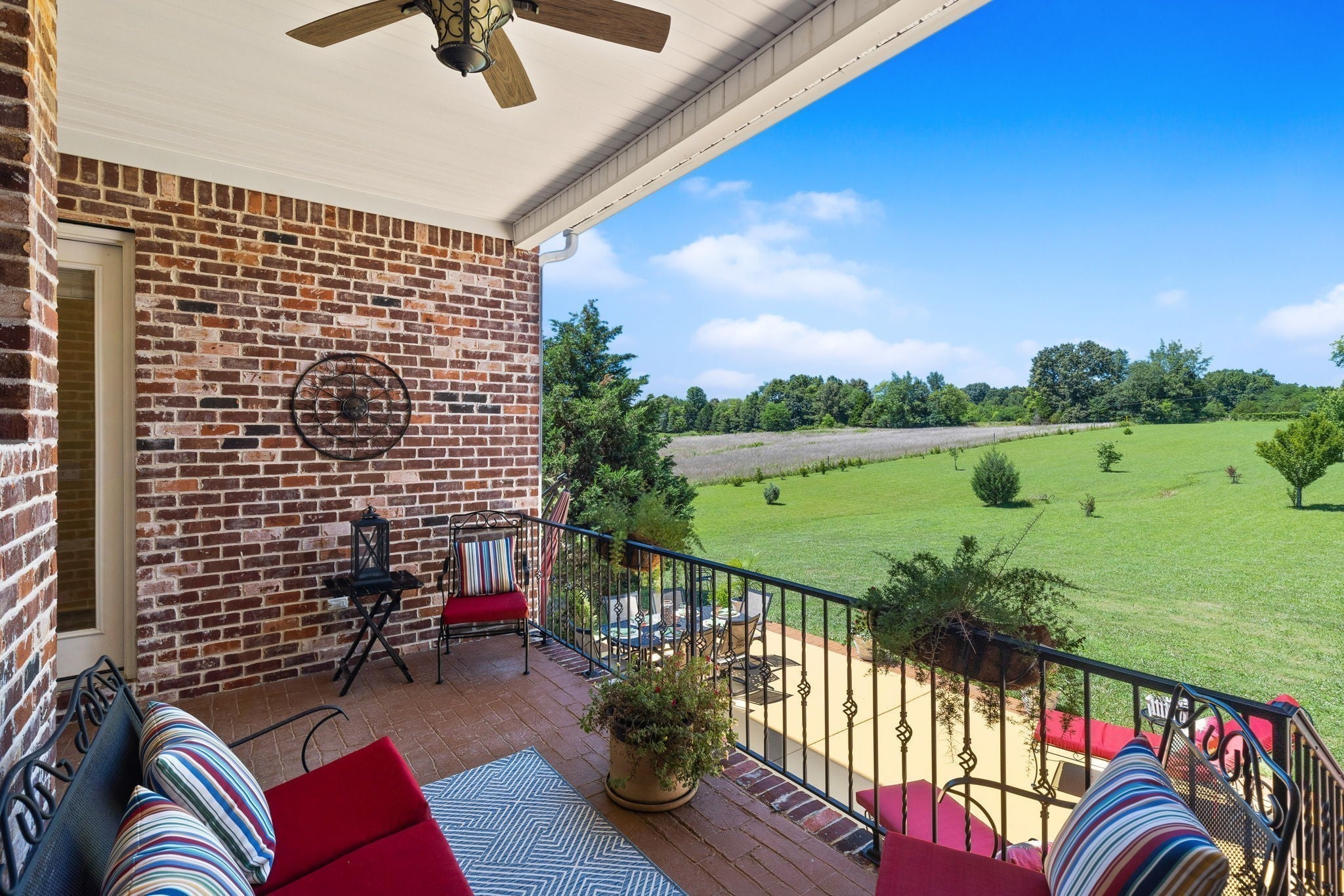 8288 Guthrie Rd