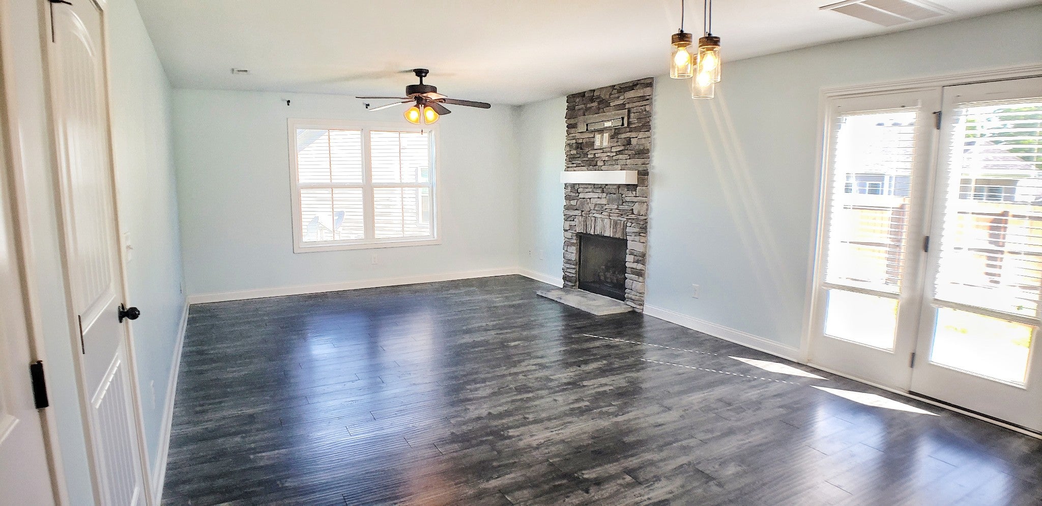 2907 Lancelot Ln