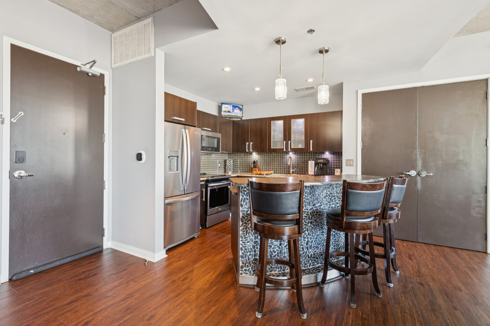 600 12th Avenue South 534