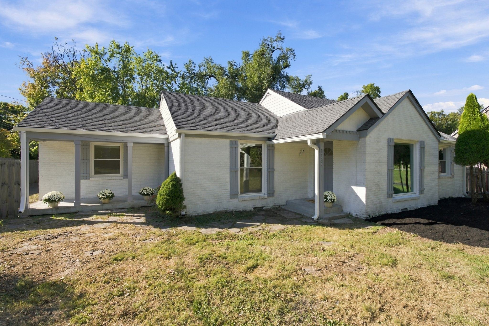 1120 Kenwood Dr