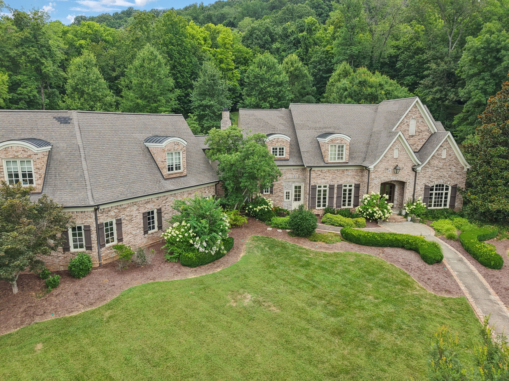 5 Agincourt Way