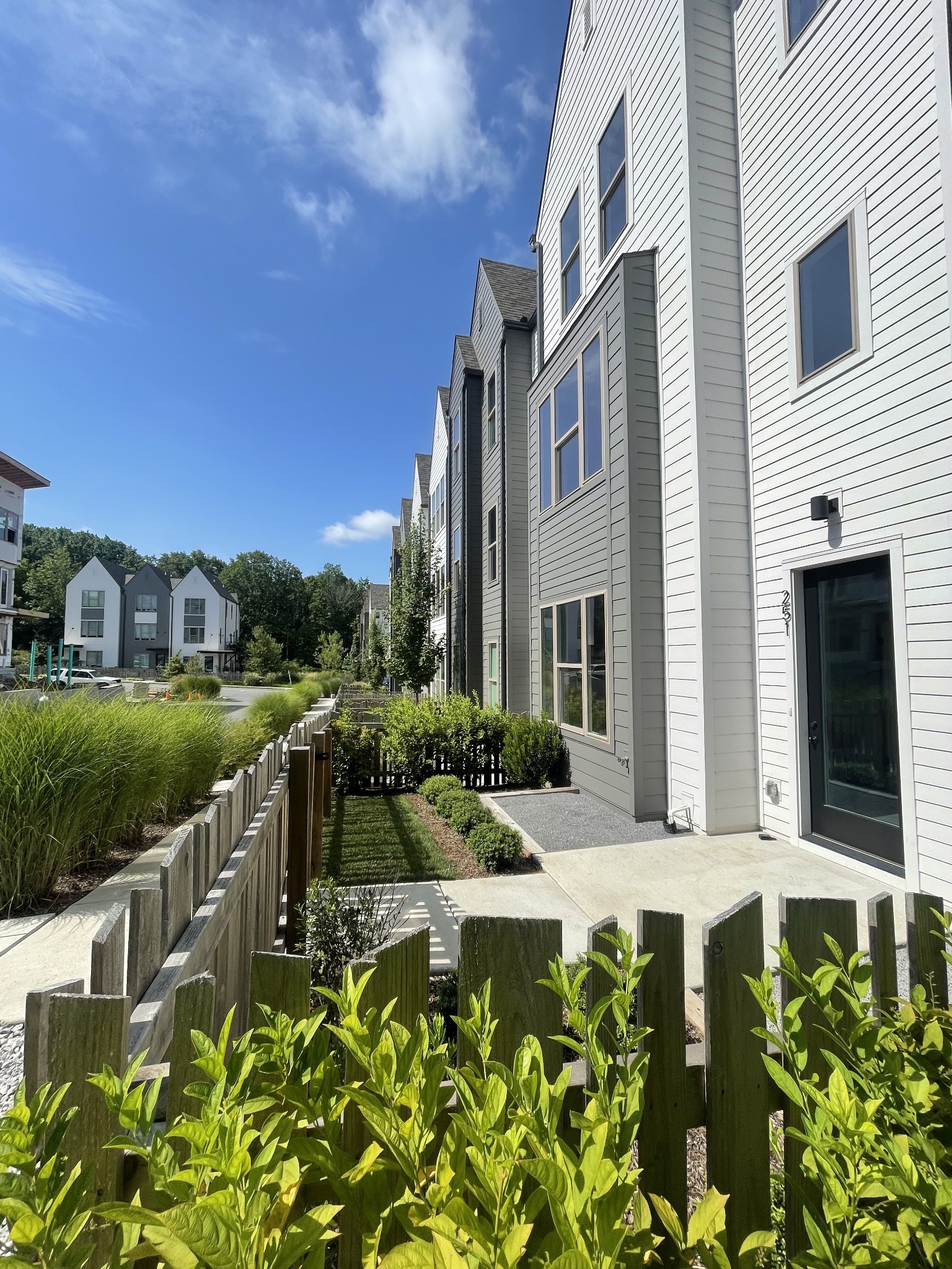 251 Arrowhead Dr