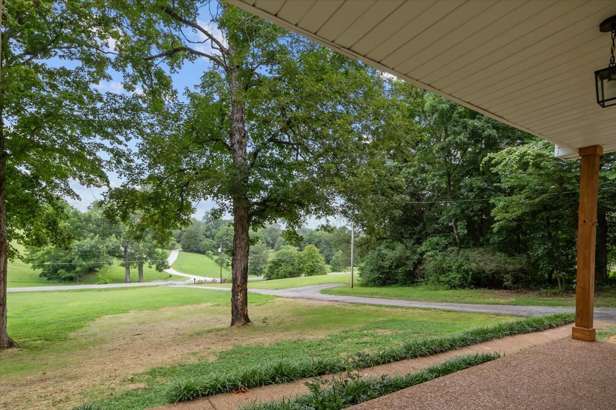 1122 Ridgecrest Dr