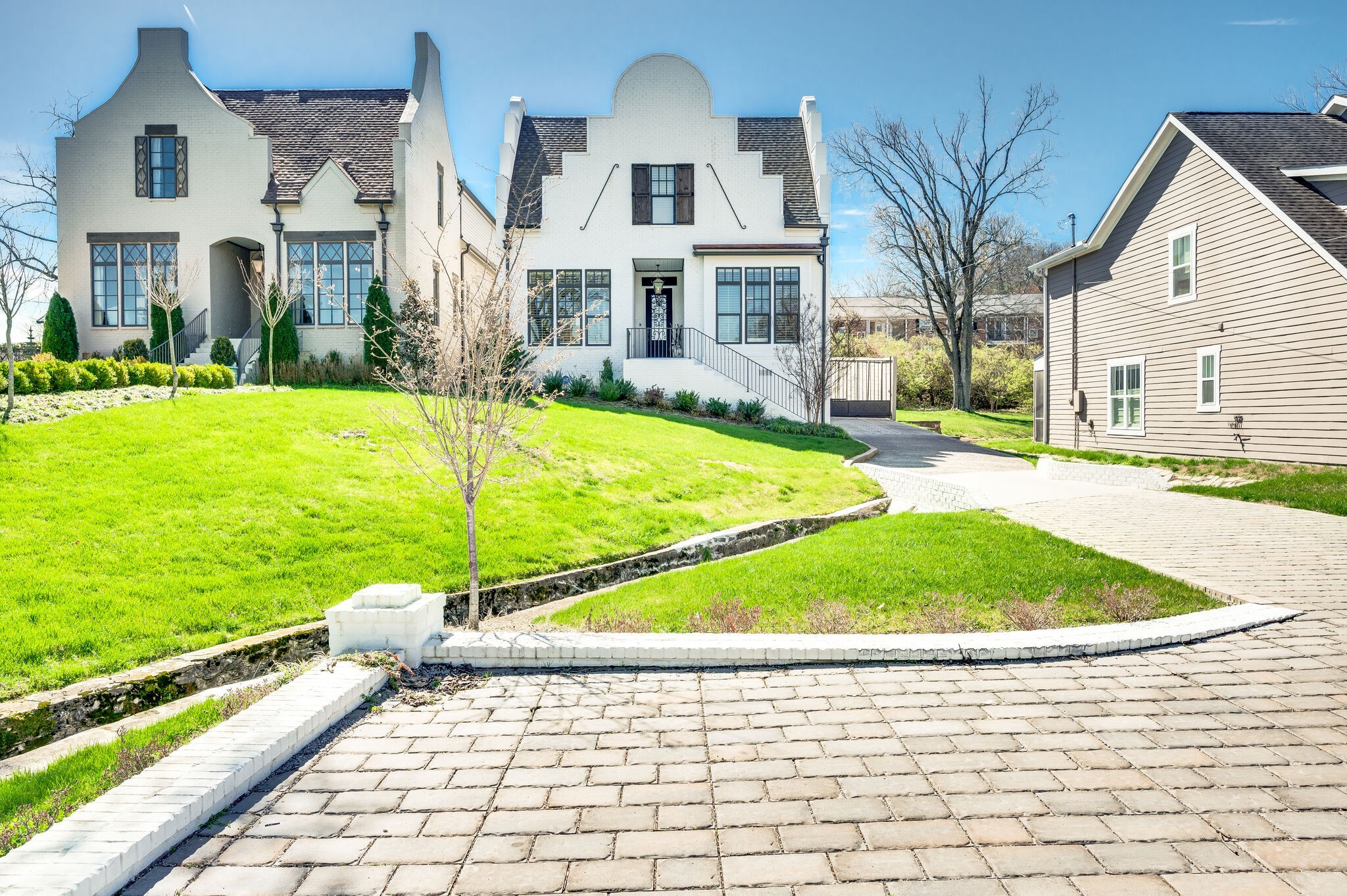 2227 Castleman Dr