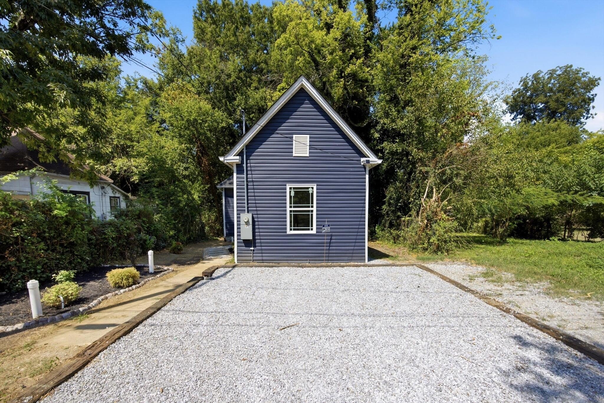 1711 Stanfiel Street