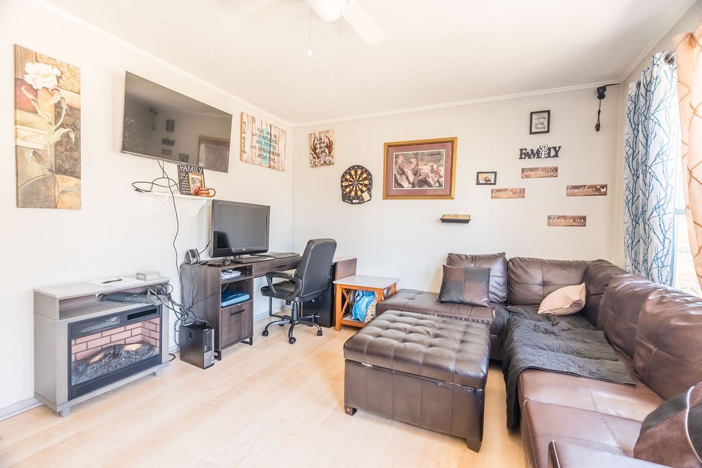 621 Evergreen Park Dr