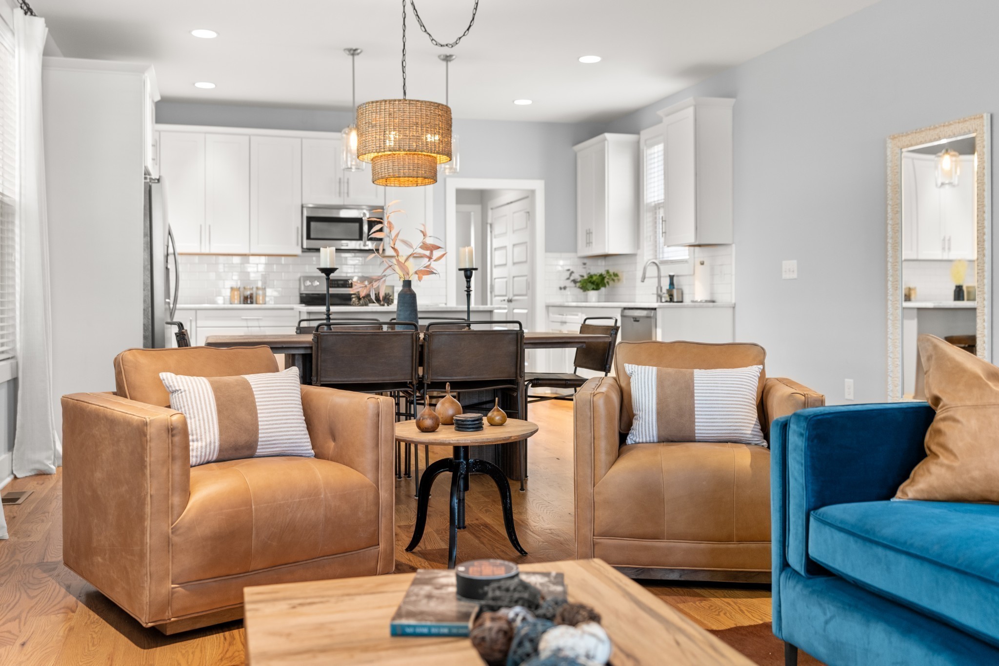 6117 California Ave Unit B