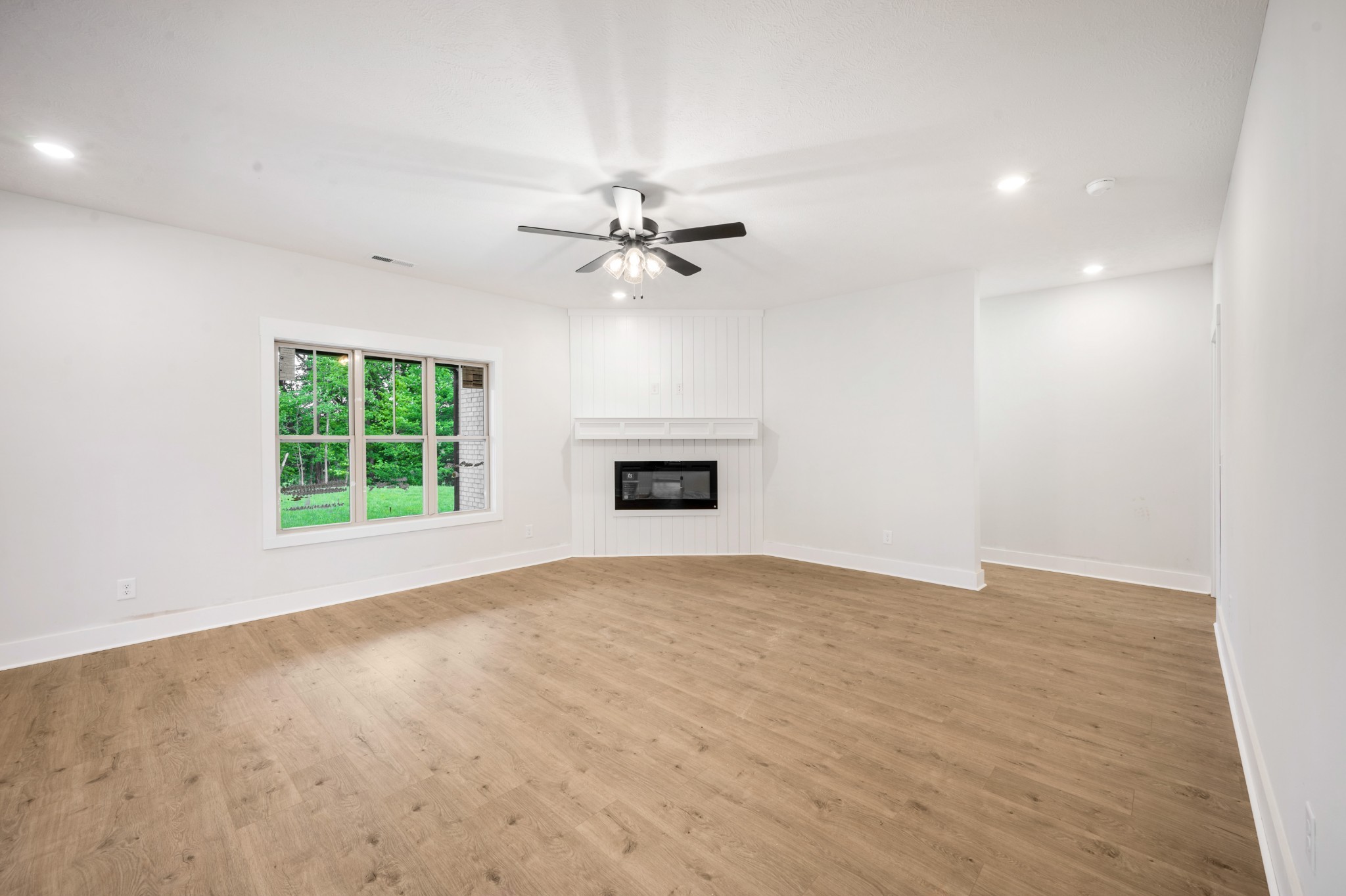 419 Blue Ridge Ct