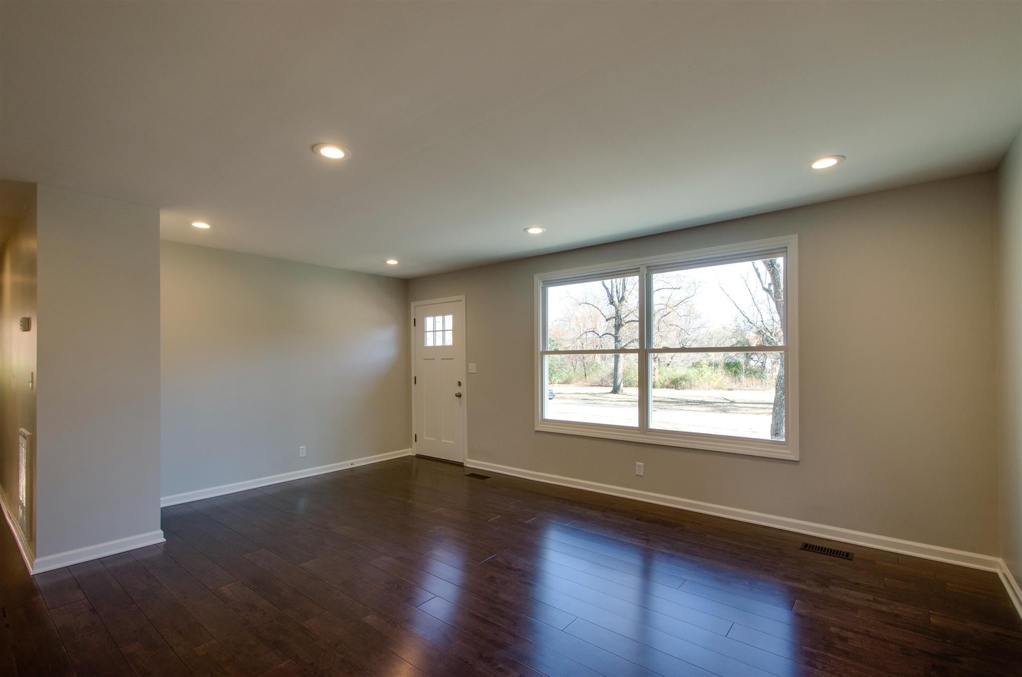4811 Milner Dr