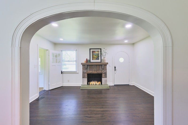 113 Rhine Dr