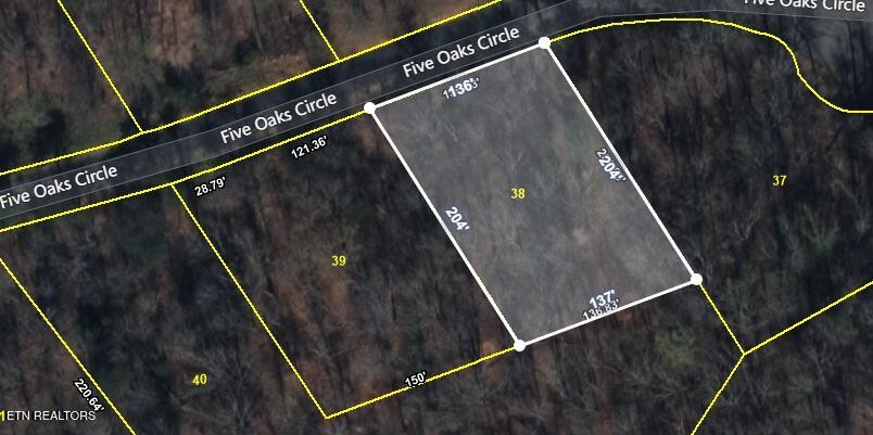39 FIVE OAKS Circle