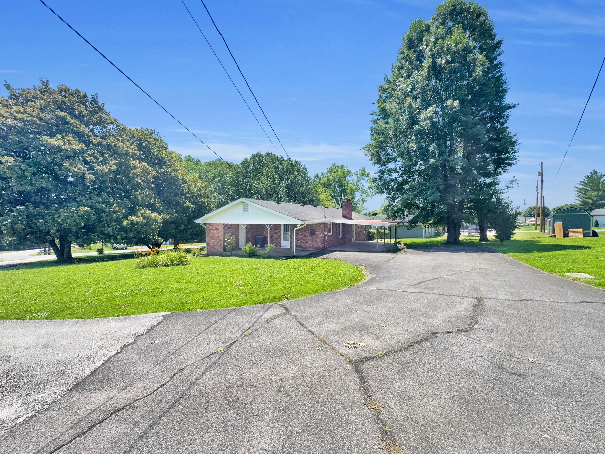 200 Western Ave