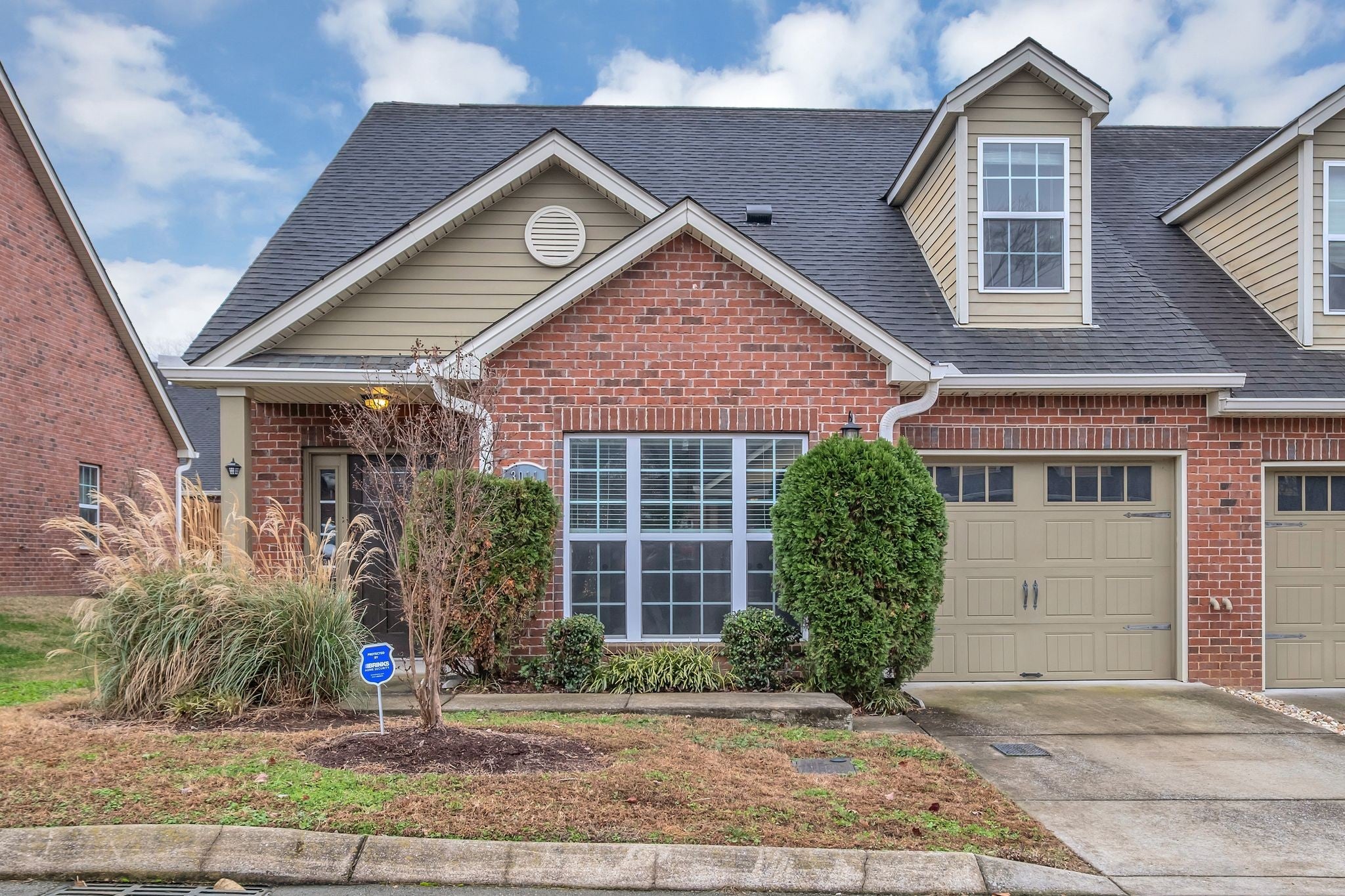 3011 Whitland Crossing Dr