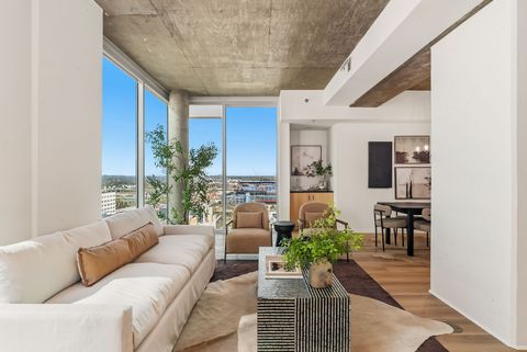 Photo of 415 Church St #1801, Nashville, TN 37219 (MLS # 3046105)