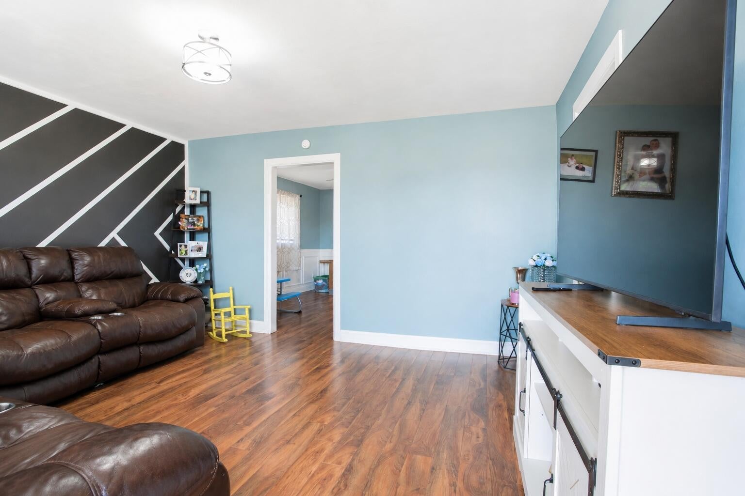 420 E East SE