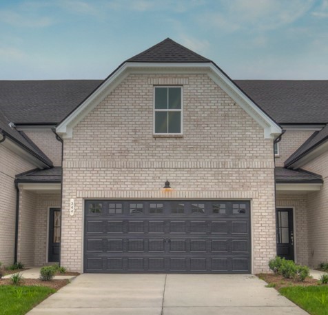 344 Almont Dr