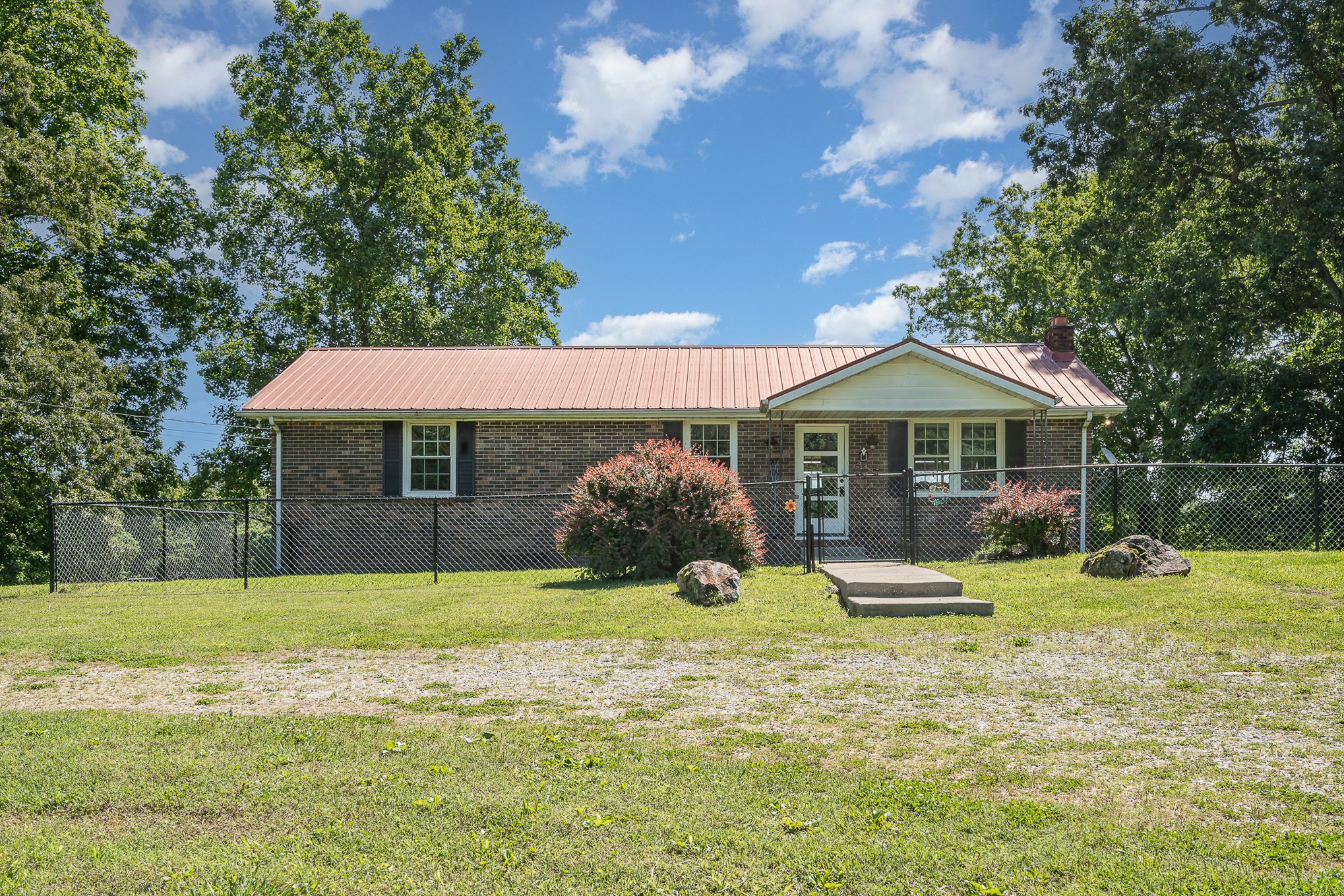 3636 Bowker Rd