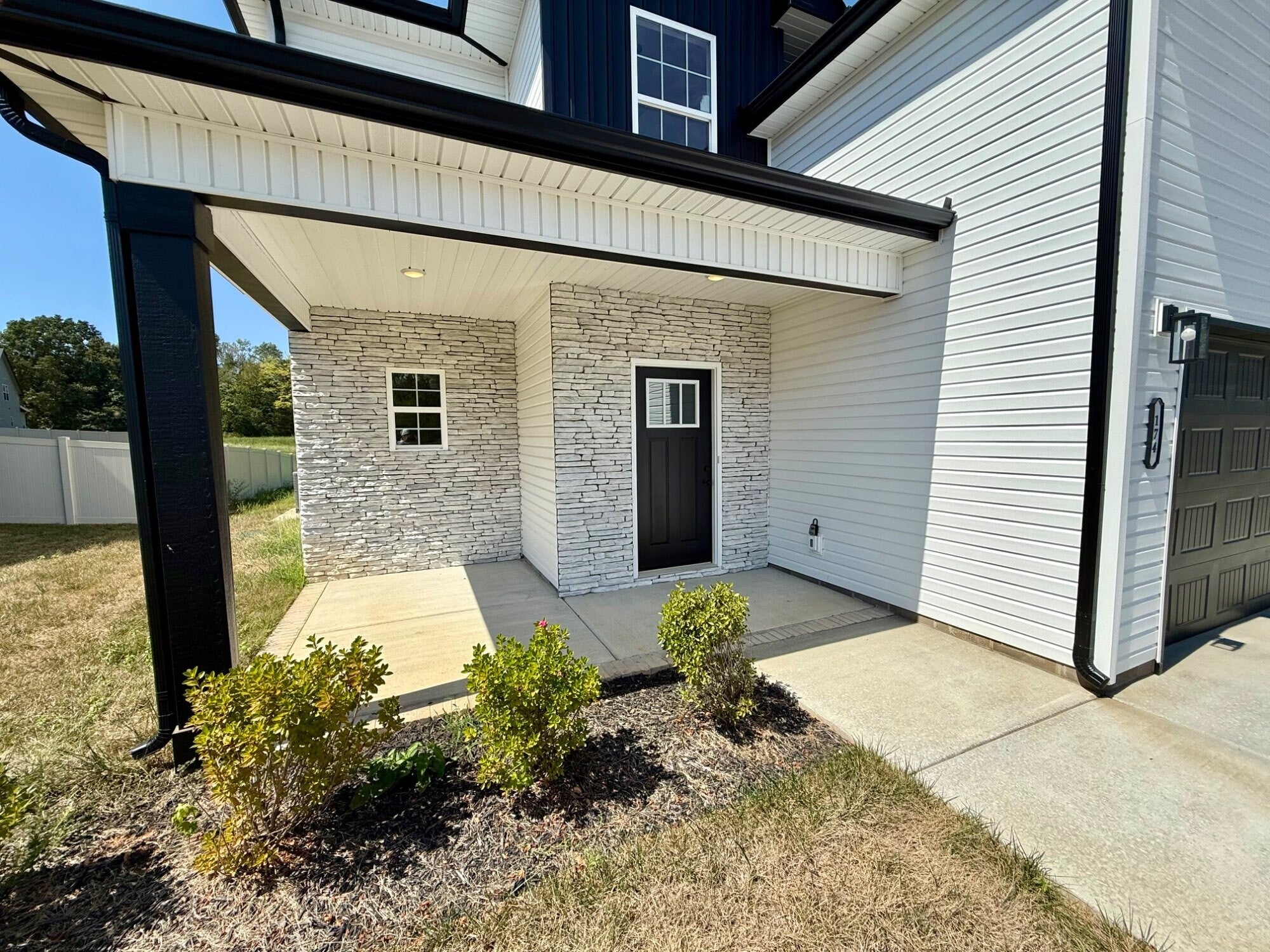174 Dewberry Ct