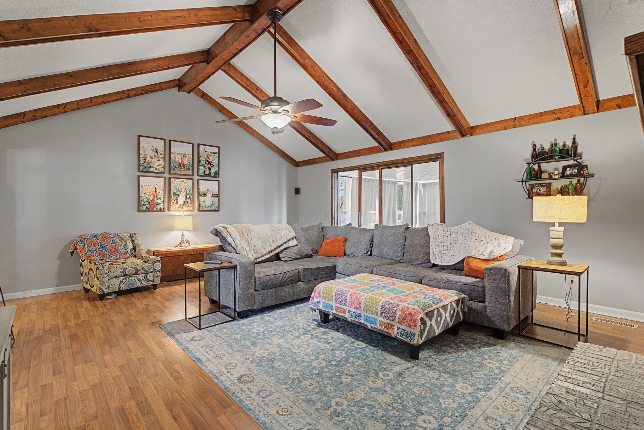 1404 Country Club Dr