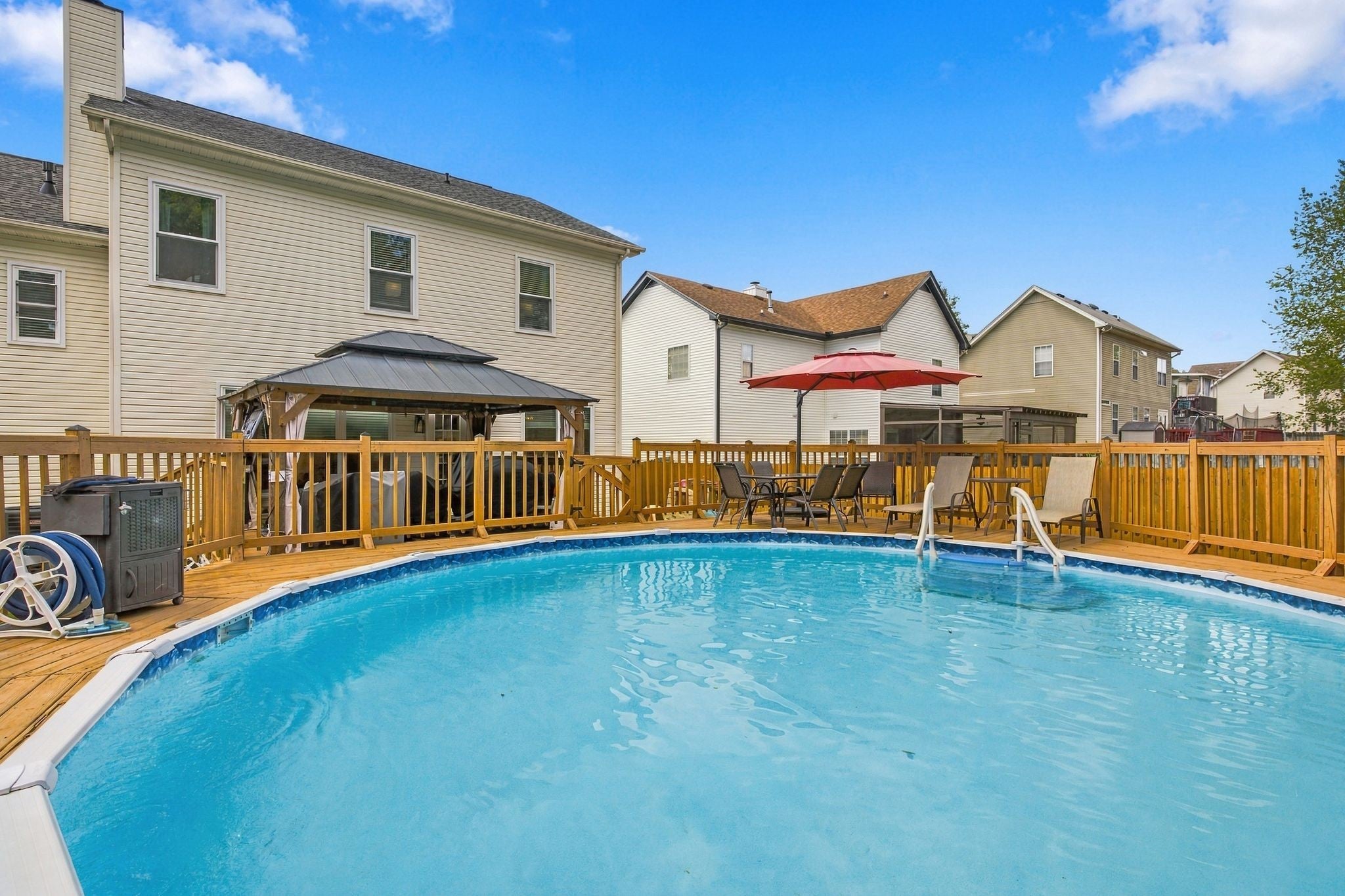 159 Waters Edge Ln