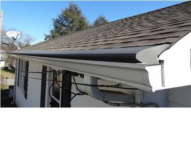 304 Signal View Street