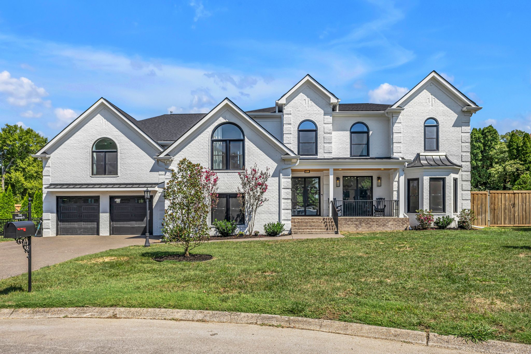516 Dunwoody Ct