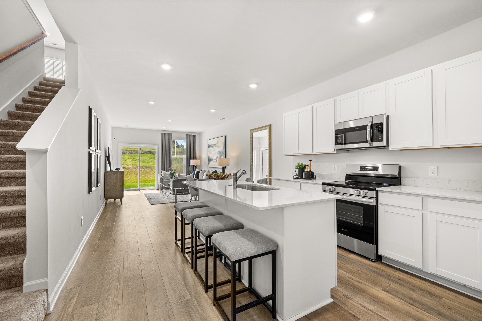 1611 Manuka Lane