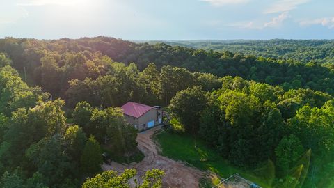 2017 Airport Ridge Rd Linden TN 37096