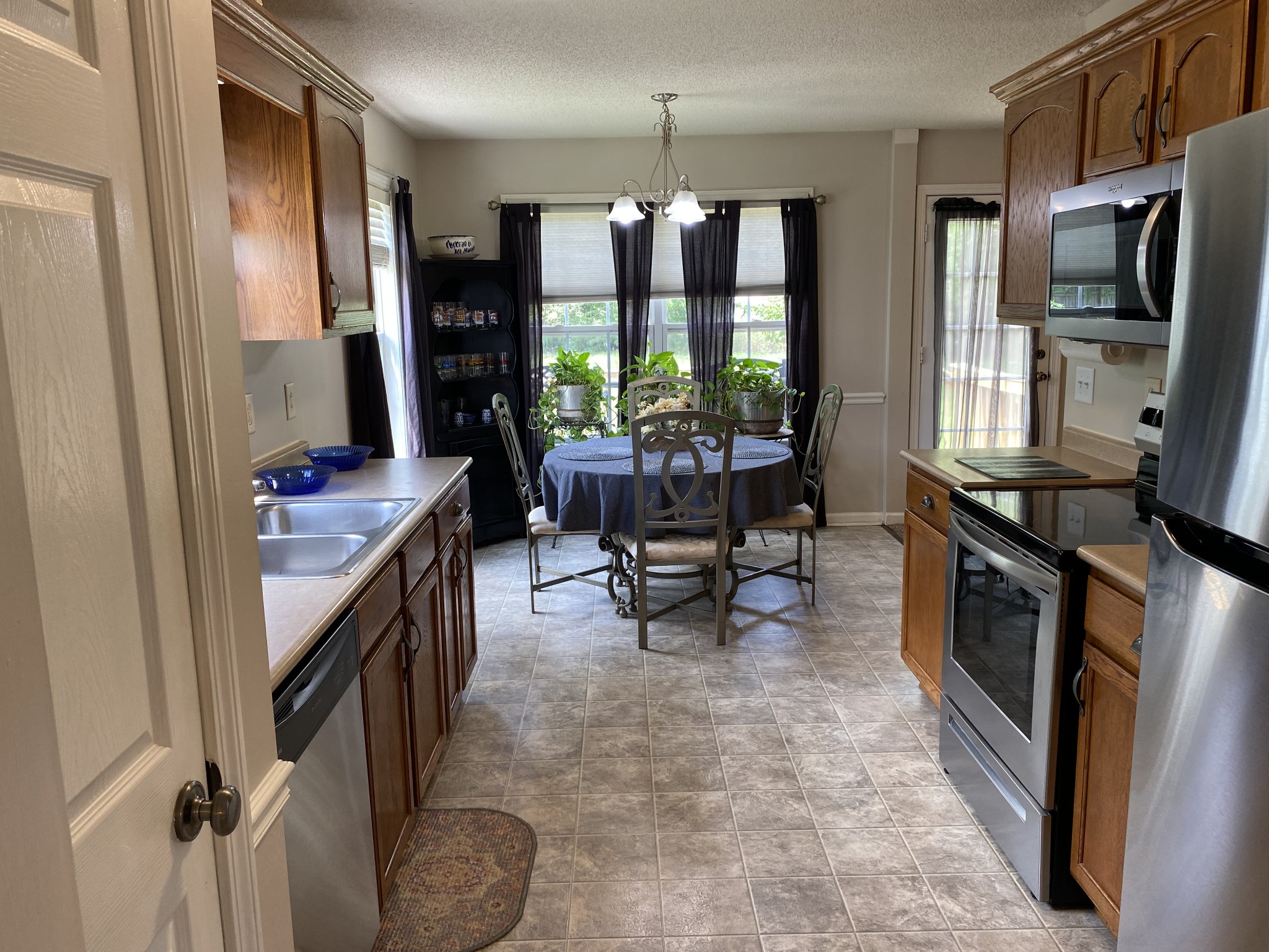 3398 Queensbury Rd - Photo 4