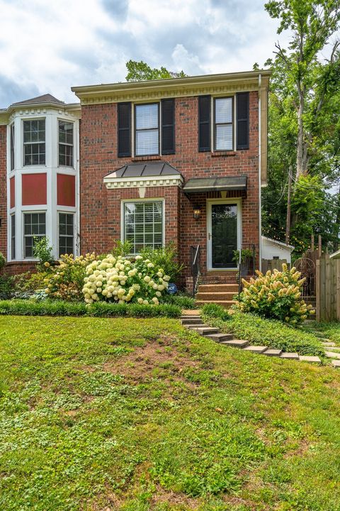 Photo of 2621 Westwood Ave, Nashville, TN 37212 (MLS # 3138020)