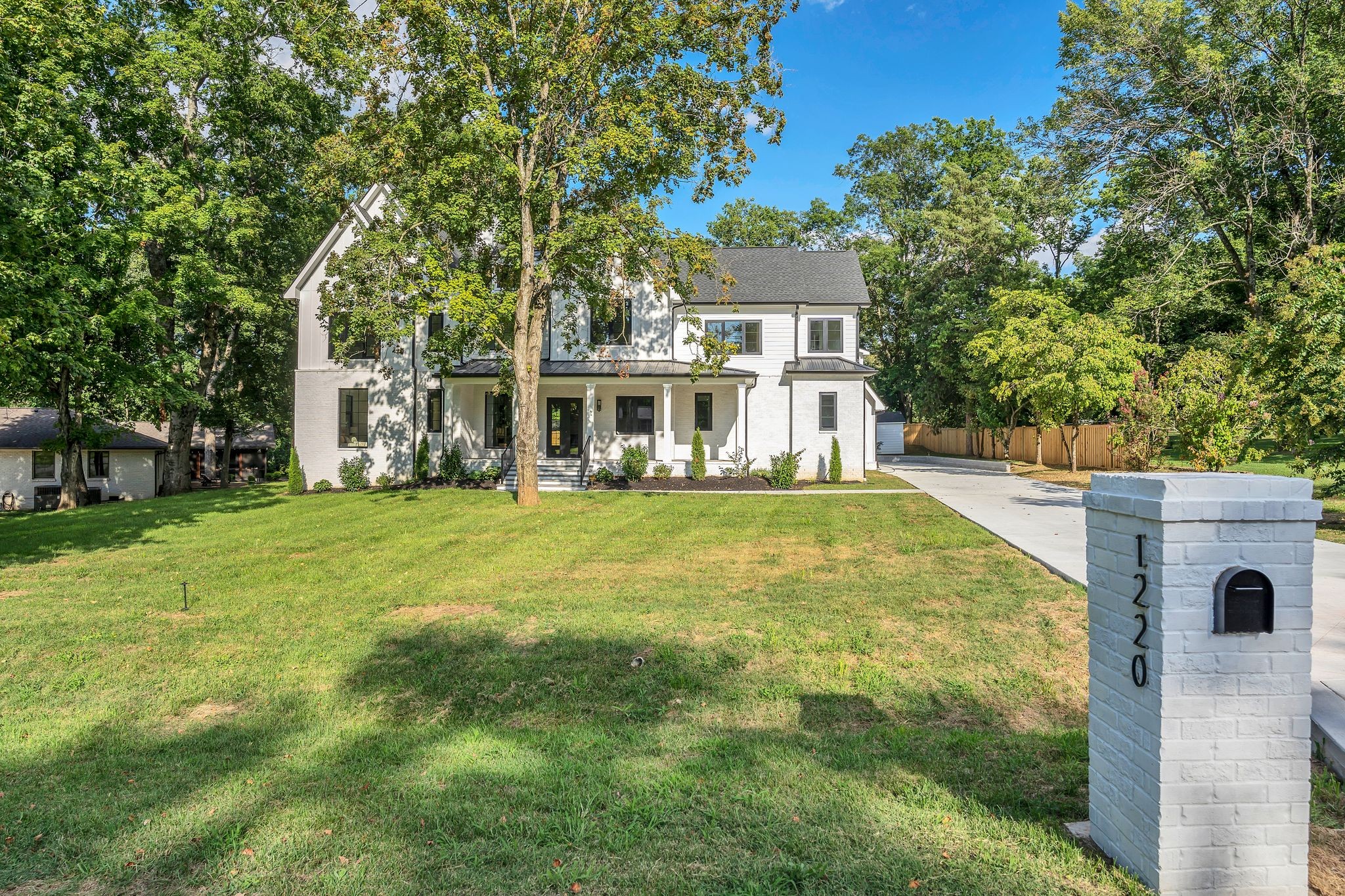 1220 Shiloh Dr