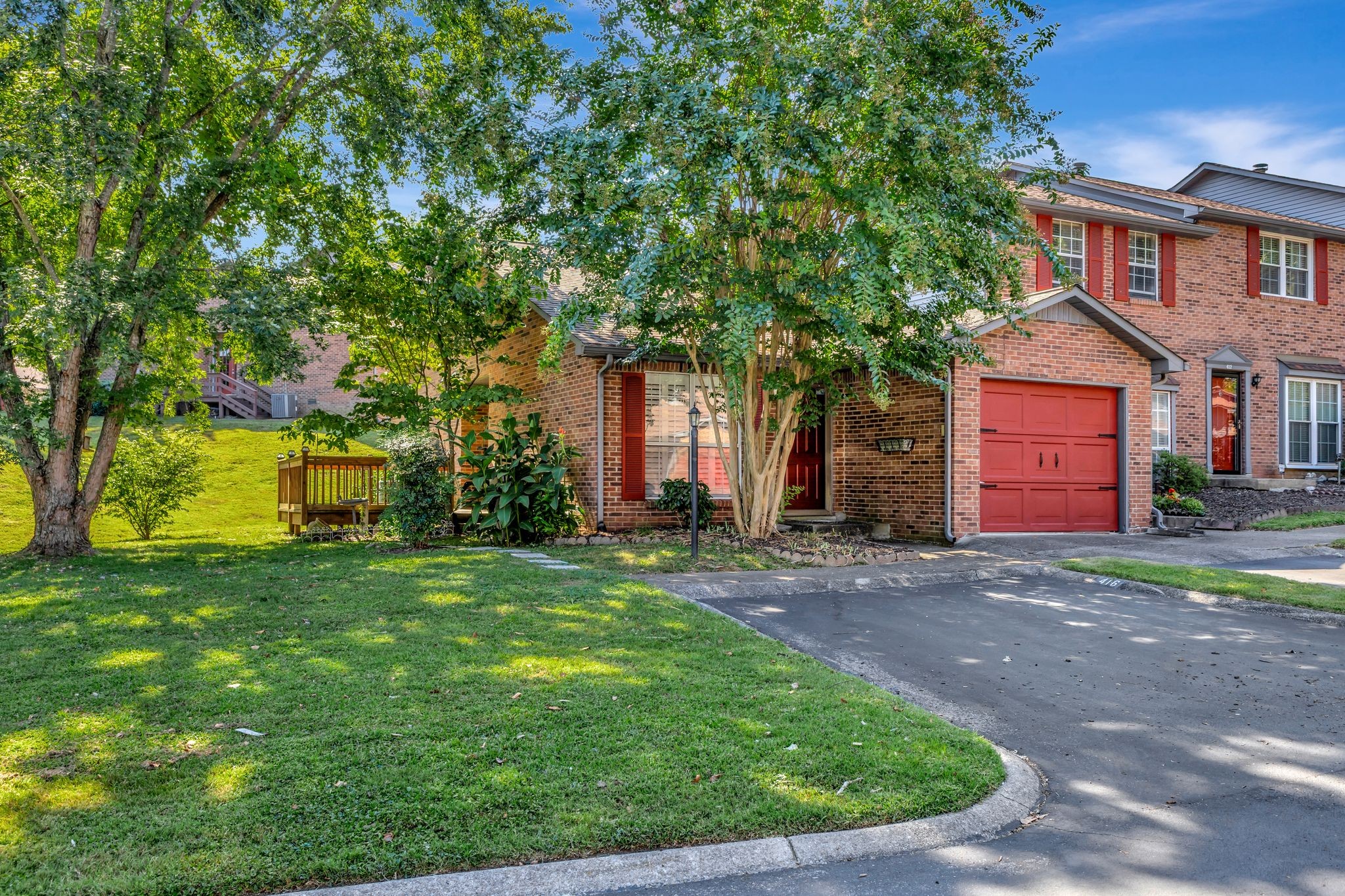 416 Hickory Glade Dr