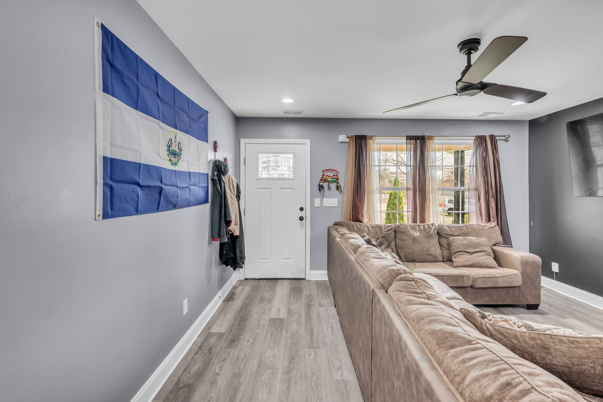 412 Larkin Springs Rd