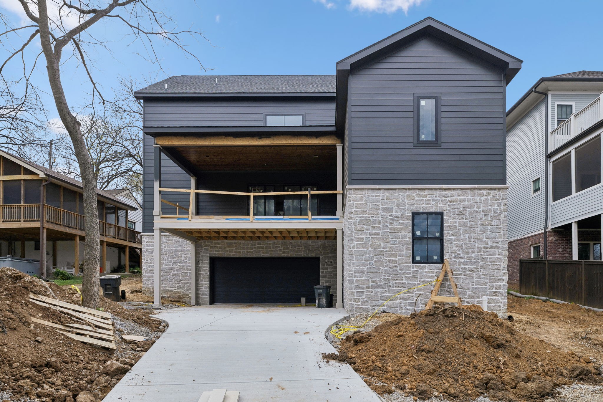 3204 Overlook Dr