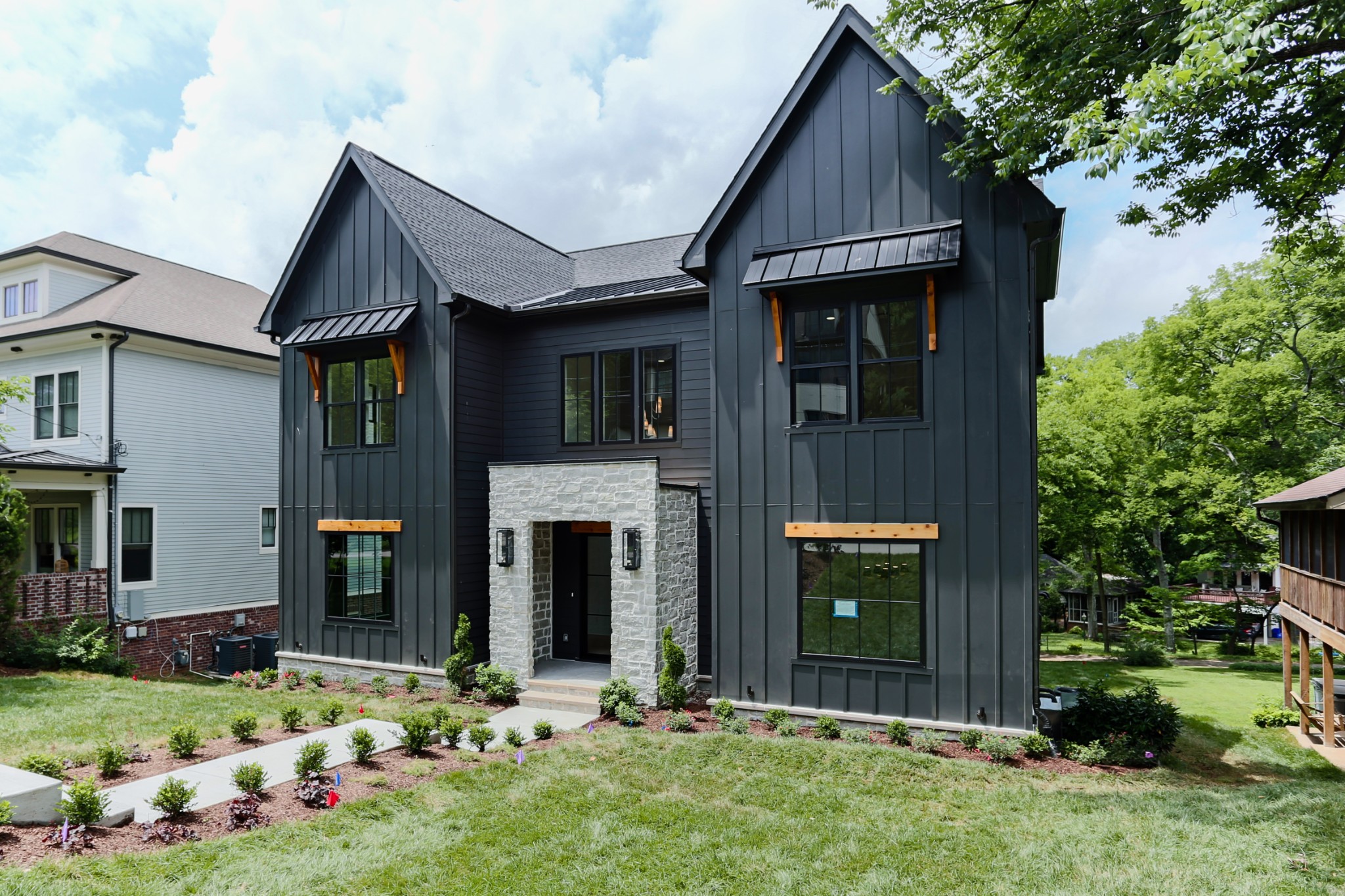 3204 Overlook Dr