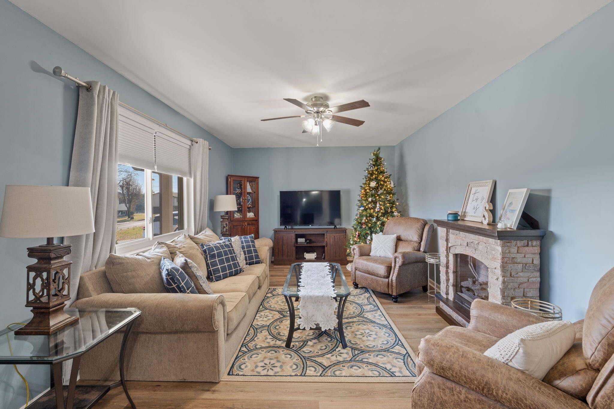 927 Tri Circle NE