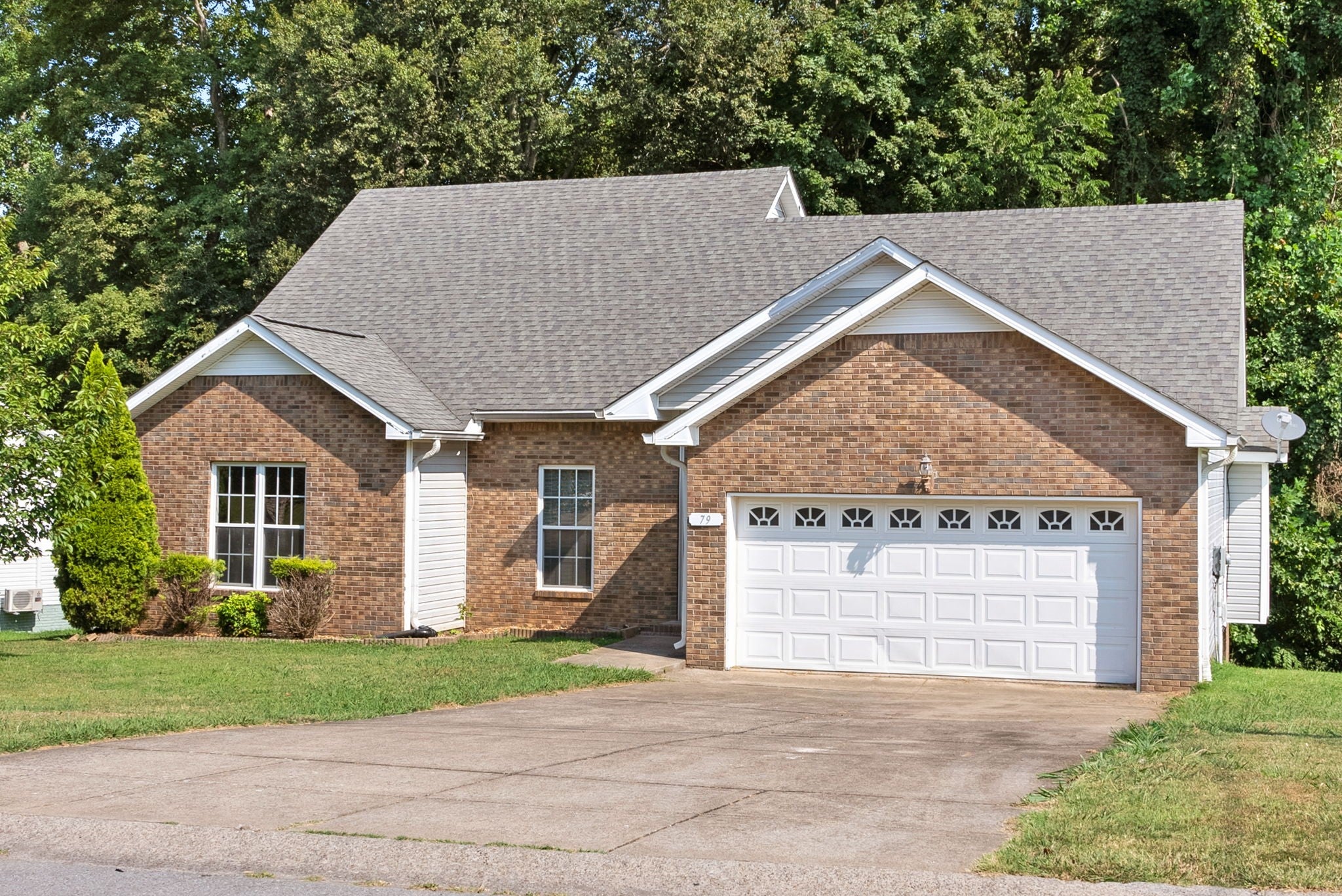 79 West Dr