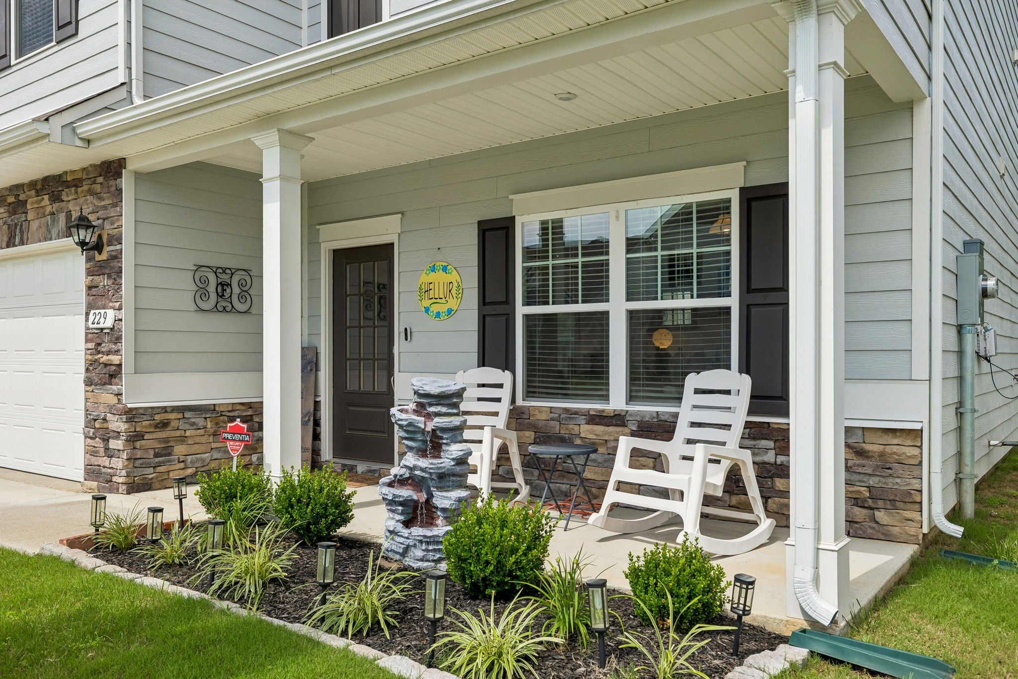 229 Stonewall Dr